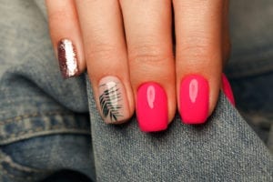manicured nails short square with fern nail art and glitter